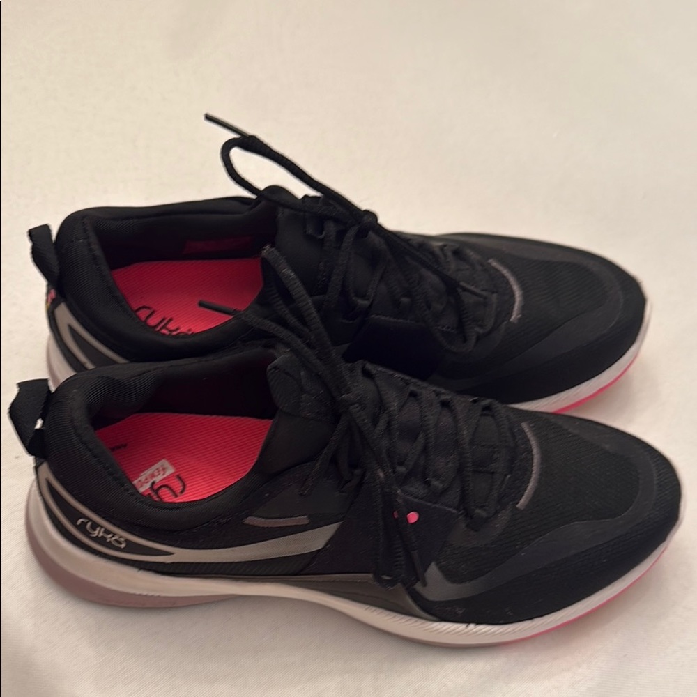 Ryka Women's Black and Pink Running Shoes